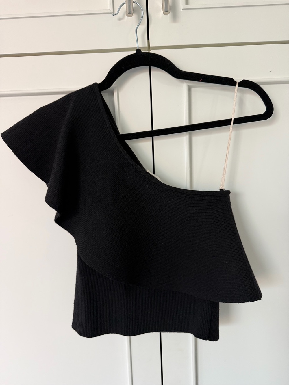 Aritzia One-Shoulder Ruffle Crop Top